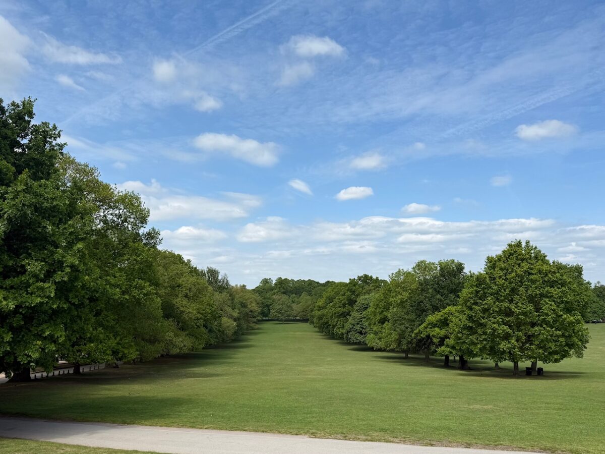 Oak Avenue from Hall to Wollaton Village