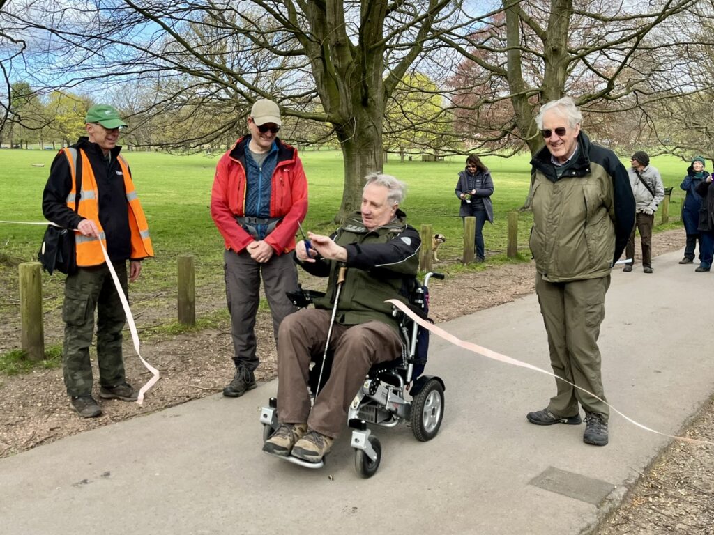 Cutting the ribbon to open the arboretum